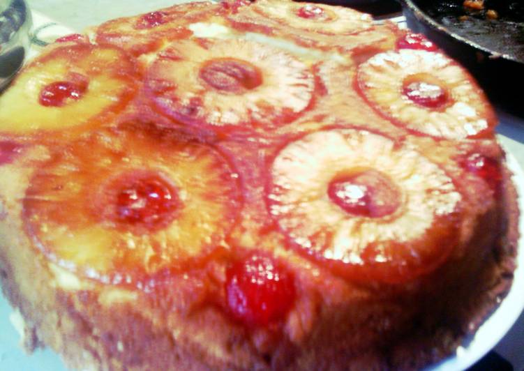 sunshine 's skillet pineapple upside -down cake