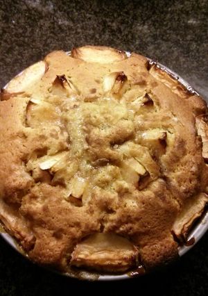 A picture of Dutch apple cake.