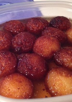 A picture of Gulab Jamun - A Super Sweet Indian Treat.