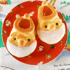 A picture of Christmas Santa Claus Bread.