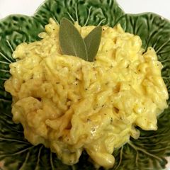 A picture of Pumpkin Sage Cream Sauce.