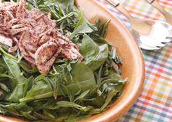 Arugula and thyme salad - salatet rocca w zaatar