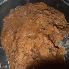A picture of Chicken in milk.
