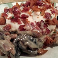 A picture of Cheesy Chicken and Mushrooms.