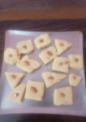 ड्राई फ्रूट्स कुकीज (dry fruits cookies recipe in Hindi) रेसिपी मुख्य फोटो
