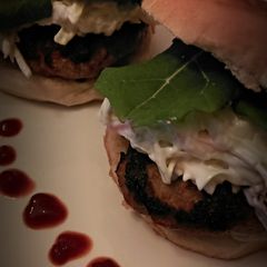 A picture of Asian Flavored Turkey Burgers.