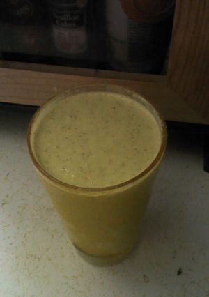 A picture of Peach Mango Super Smoothie.