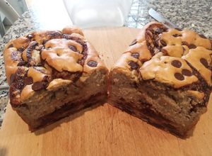 Una foto de Bizcocho de claras con perlitas de chocolate