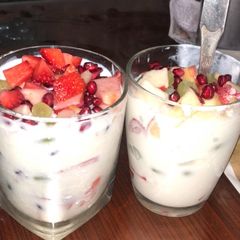 Greek yogurt fruit pomfret A picture of Greek yogurt fruit pomfret.