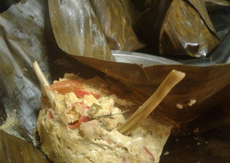 Resep Botok tahu tempe ikan suwir yang enak dan Mudah Dibuat