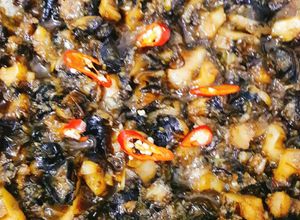 Hình của món Ốc xào sả ớt.