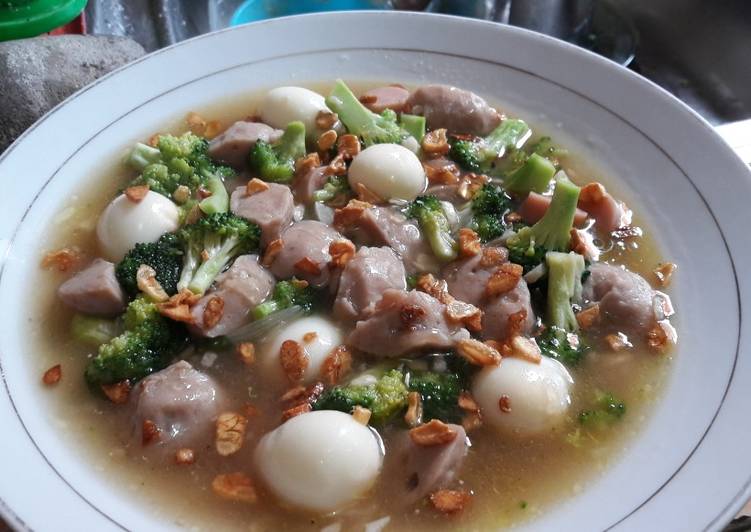 Proses memasak Tumis brokoli bawang putih Lezat