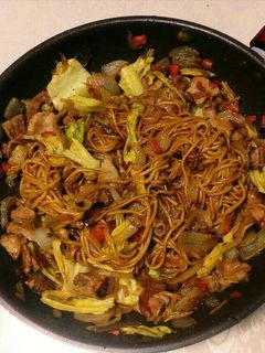 Una foto de Pasta yakisoba 焼きそば, japanese recipe