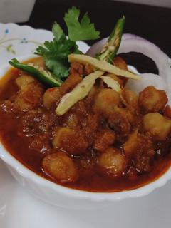 पिंडी छोले (pindi chole recipe in Hindi) रेसिपी मुख्य फोटो