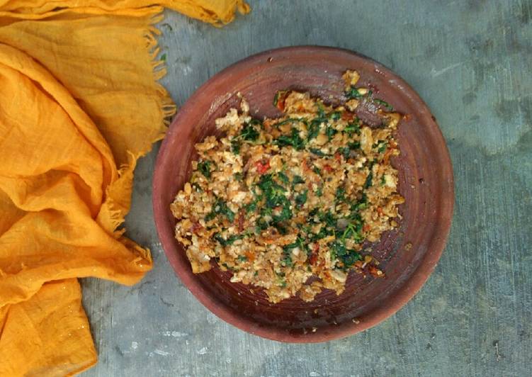 Sambel tempe kemangi pedas