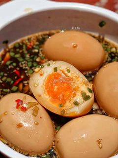 Hình của món Trứng gà ngâm nước tương.