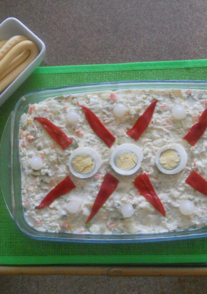 Una foto de Ensaladilla rusa (marineras)