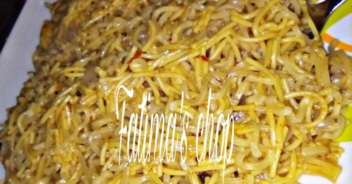 Jollof Spaghetti And Indomie Recipe By Fatimas Chop Cookpad