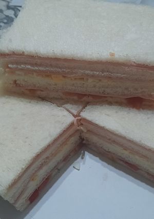 Una foto de Sandwiches de miga para el picnic de primavera