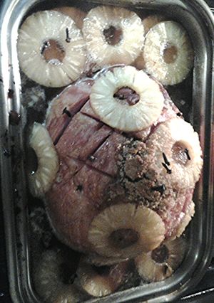 A picture of Aryca's Easter Ham.
