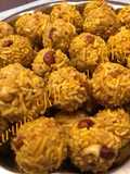 Pusa laddu (sev laddu)