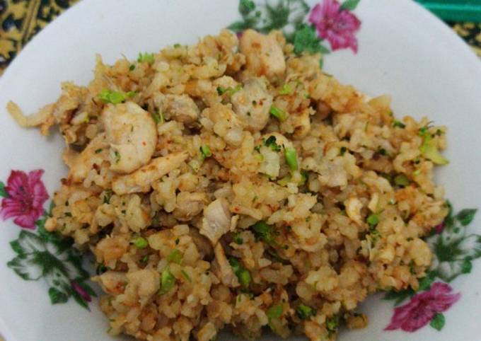 Resep Nasi goreng brokoli diet defisit kalori oleh Aloysia ...