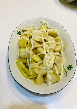 涼拌竹筍 的食譜成品照片