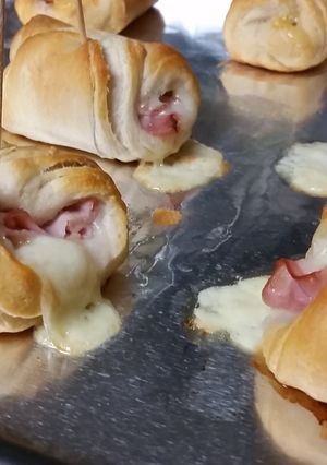A picture of Ham and cheese biscuit roll ups.