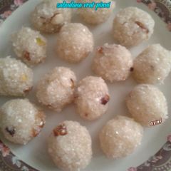 Sabudana vrat pinni A picture of Sabudana vrat pinni.