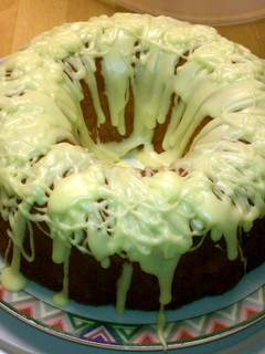 A picture of Easy Lemon Cake.