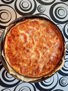 Una foto de Tarta salada de jamón y queso