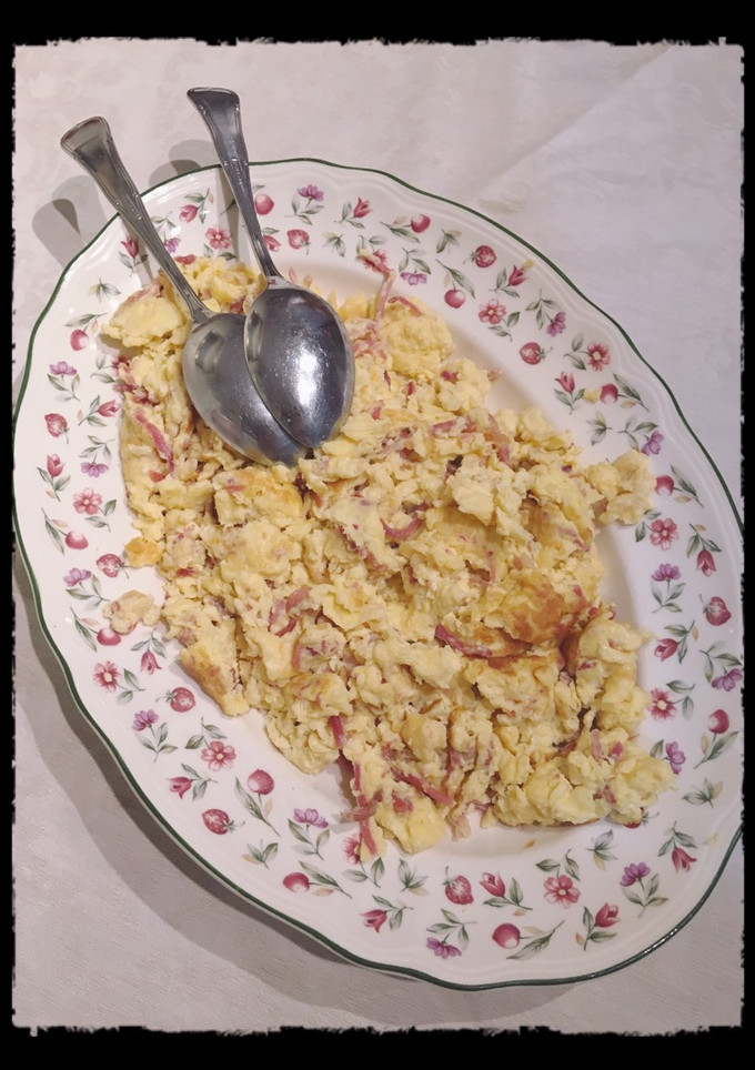 Una foto de Revuelto con jamón