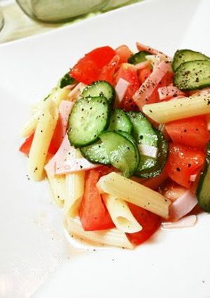 A picture of Chilled Tomato and Penne Pasta Salad.