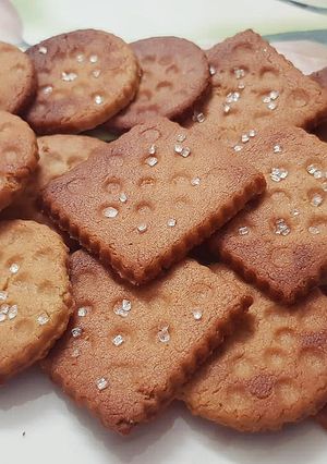 A picture of Wheat-Jaggery Buiscuits.