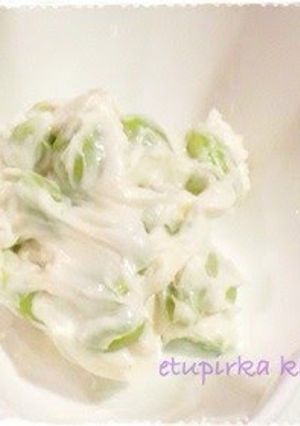 A picture of Easy Edamame with Cream Cheese Dressing.