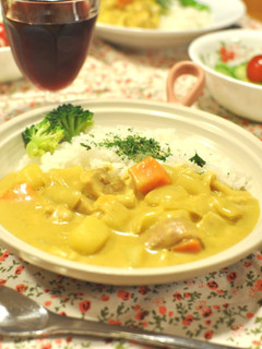 A picture of A Nostalgic Lunch Menu [Curry Stew].