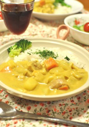 A picture of A Nostalgic Lunch Menu [Curry Stew].