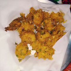 A picture of Maggi pakoda.