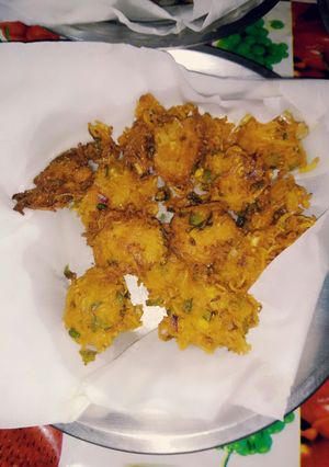 A picture of Maggi pakoda.