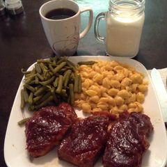 A picture of Slow Cooked Pork Chops.
