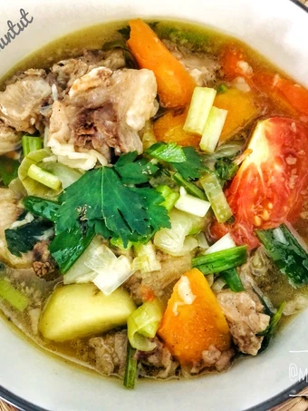 Cara Gampang Menyiapkan Resep Sop Buntut yang Lezat