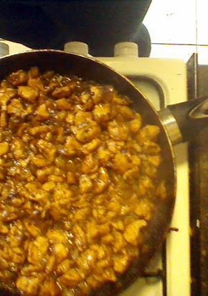 A picture of Chicken Curry.