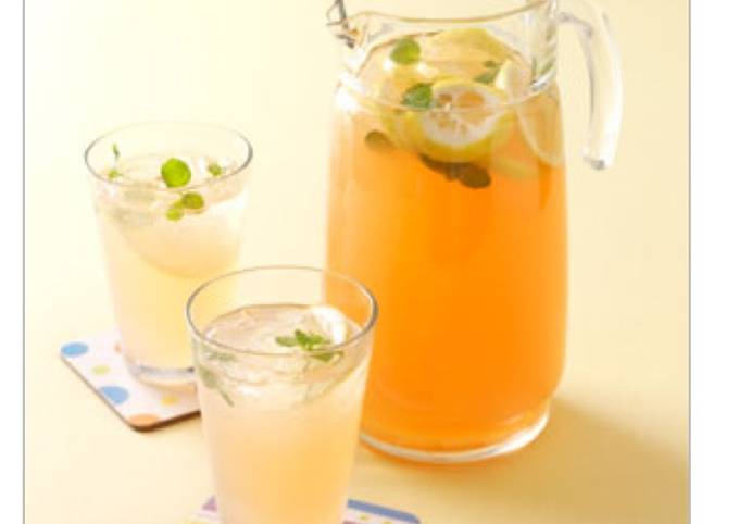 Recipe of Homemade Fresh Peach Lemonade