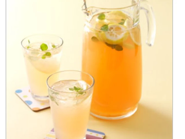 Easy Way Prepare Fresh Peach Lemonade the Delicious Makes you drool