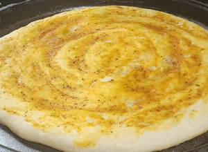 Una foto de Pre-pizza casera - Ideal para vender y/o freezar 😜