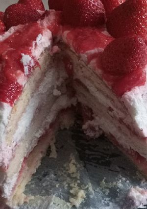Foto principal de Tarta de fresas y nata con bizcocho japonés, Sin gluten