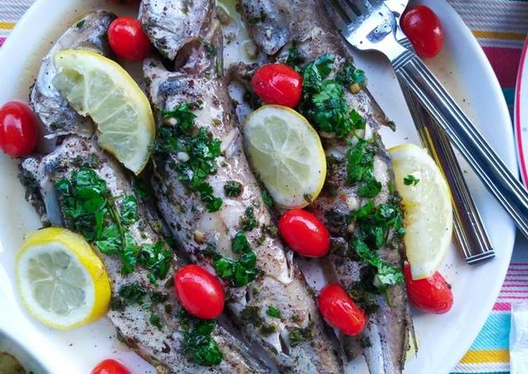 Step-by-Step Guide to Prepare Award-winning Merlans au citron, huile d'olive et sumac🐟🍋☀