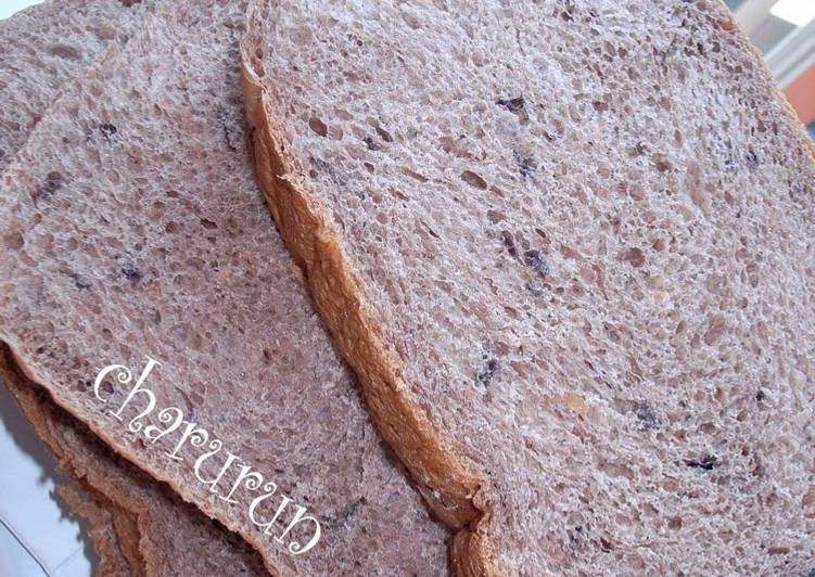 How to Prepare Quick Black Soy Bean Bread