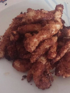Una foto de 423.Pechugas de pollo rebozadas con pan rallado o cereales