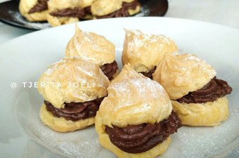 Anti Ribet, Membuat Soes/Sus Vla Coklat Pisang Enak Terbaru